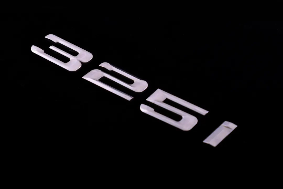 Trunk Emblem BMW E92 E93 LCI Adhered Rear Lid 325i to with Part number 7166212 Trunk Emblem BMW E92 E93 LCI Adhered Rear Lid 325i - SKU 7166212 - Part number 7166212