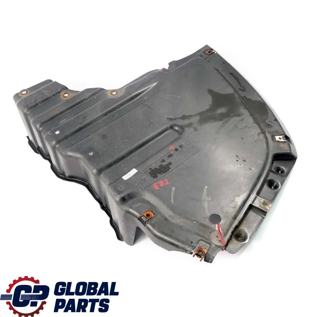 Unterbodenverkleidung Aktivkohlefilter Verkleidung für BMW 1 er E82 E88 mit Teilenummer 7166258 BMW 1 er E82 E88 Unterbodenverkleidung Aktivkohlefilter Verkleidung - SKU 7166258-1 - Teilenummer 7166258
