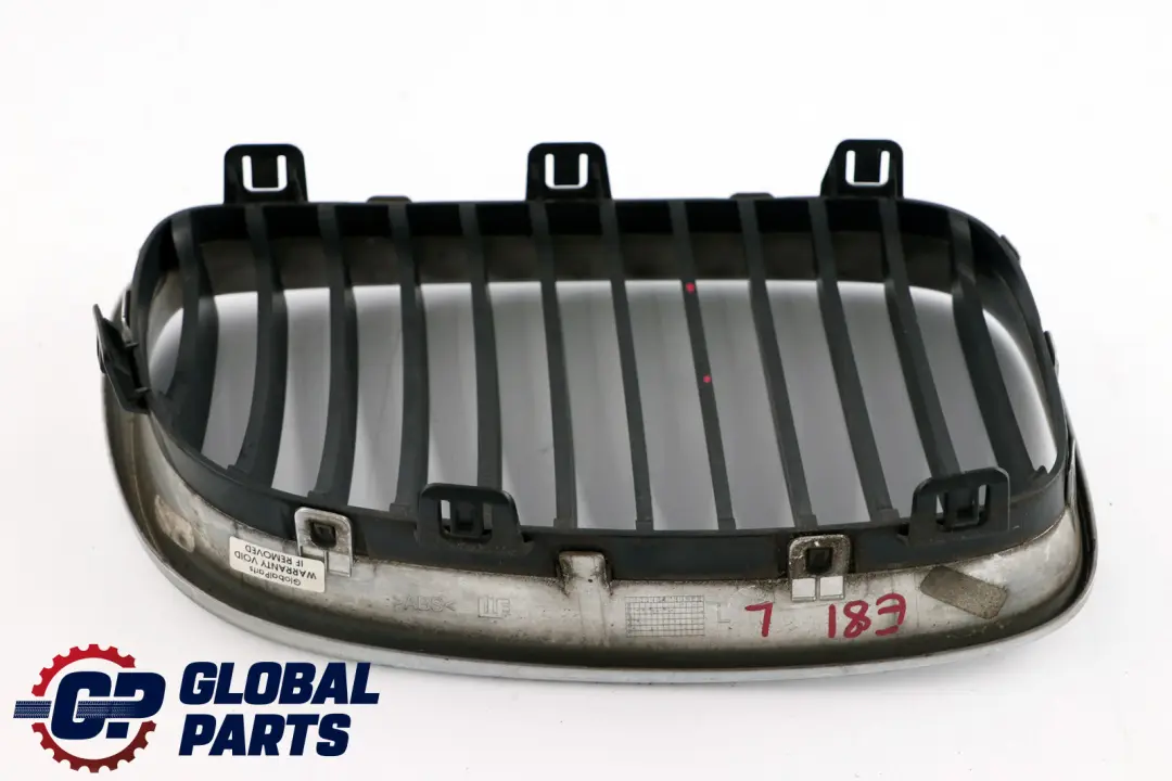 BMW E81 E82 E87 LCI E88 SE Zierleiste Nieren Grill Vorne Links - SKU 7166439 - Teilenummer 51137166439