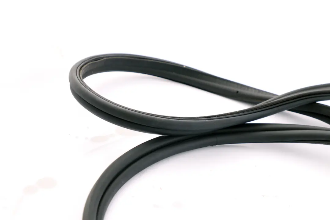 BMW 3 Series E92 E92N LCI Boot Trunk Lid Gasket Seal 7129195 - SKU 7166660 - Part number 7166660