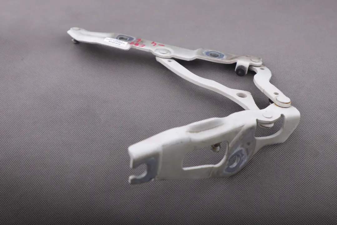 BMW 1 Series E82 E88 Boot Trunk Tailgate Left Hinge N/S White - SKU 7166751-4 - Part number 7230859