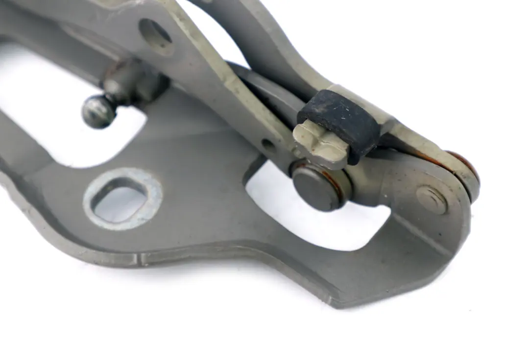 Maletero Porton Trasero Bisagra Derecha Gris para BMW E82 E88 con número de pieza 7230860 BMW E82 E88 Maletero Porton Trasero Bisagra Derecha Gris - SKU 7166752-3 - Número de pieza 7230860