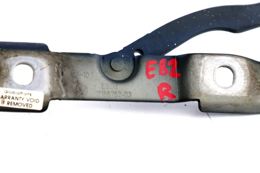 Zawias bagażnika prawy niebieski do BMW E82 E88 o numerze 7166752 BMW E82 E88 Zawias bagażnika prawy niebieski - SKU 7166752 - Numer Części 7166752