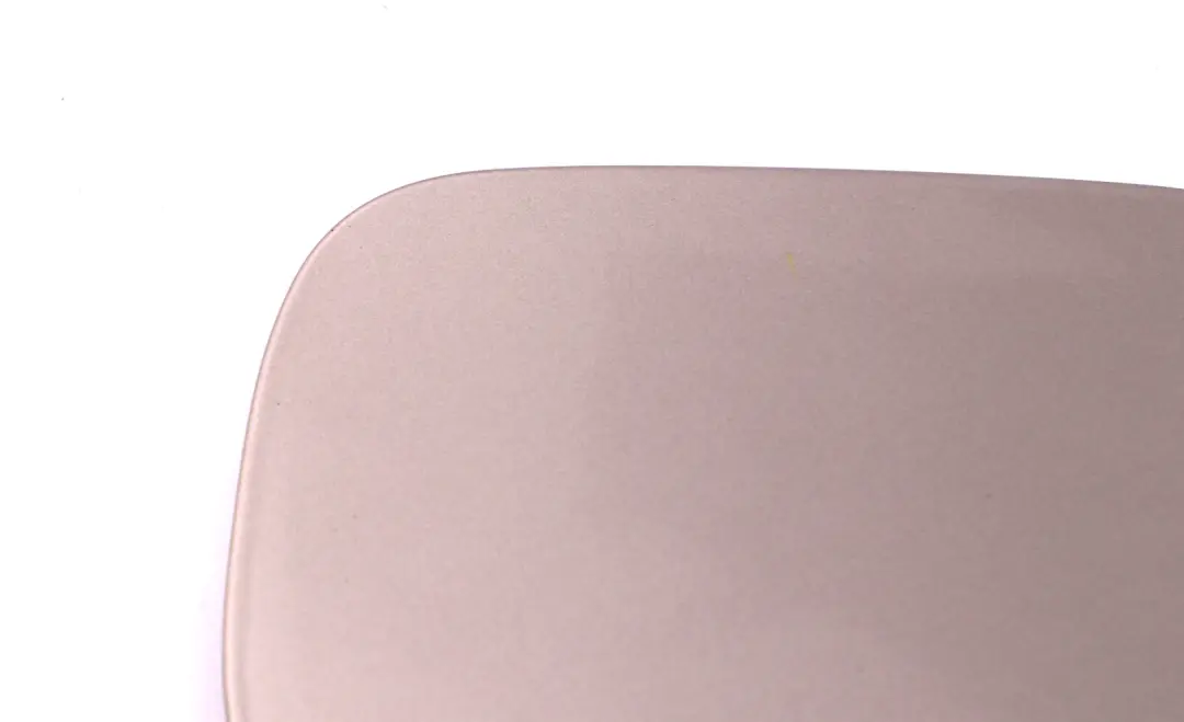 Fill In Flap Fuel Cover Kaschmirsilber Cashmere Silver to BMW 1 Series E82 E88 with Part number 7166825 BMW 1 Series E82 E88 Fill In Flap Fuel Cover Kaschmirsilber Cashmere Silver - SKU 7166825-KAS - Part number 7166825