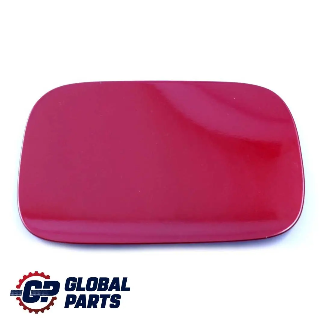 Fill In Flap Fuel Cover Cap Vermilionrot Metallic A82 Red para BMW E82 E88 con número de pieza 7166825 BMW E82 E88 Fill In Flap Fuel Cover Cap Vermilionrot Metallic A82 Red - SKU 7166825-VER - Número de pieza 7166825