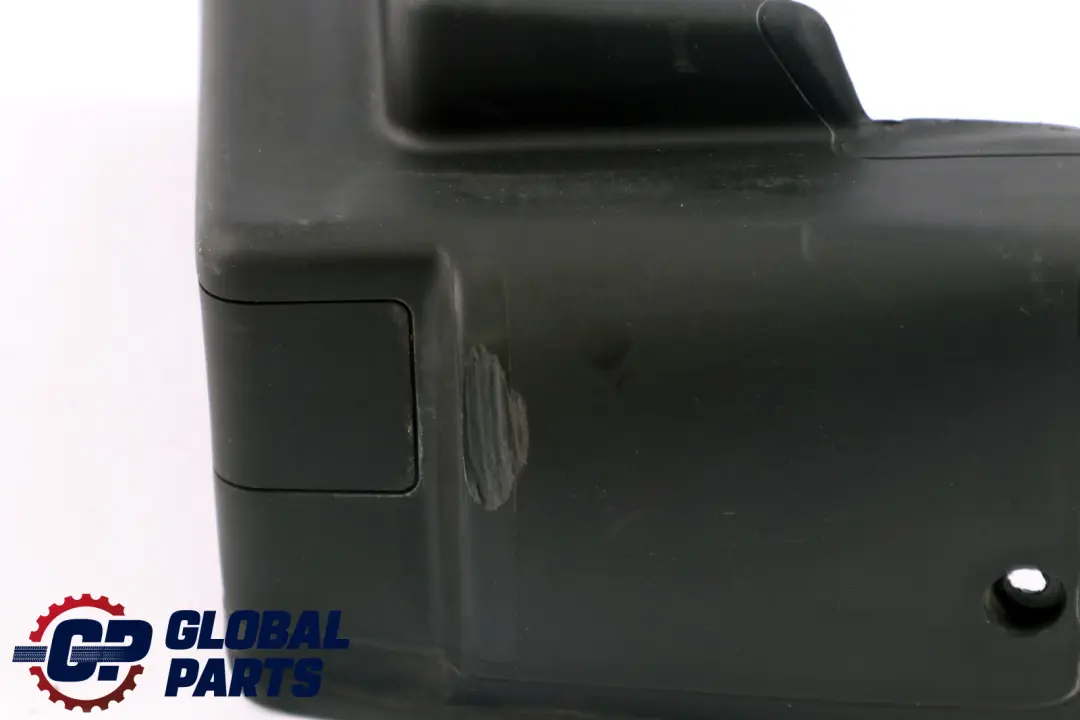 R55N Right Lower Door Trim Panel Attachment to MINI Cooper Clubman R55 with Part number 7167216 MINI Cooper Clubman R55 R55N Right Lower Door Trim Panel Attachment - SKU 7167216 - Part number 7167216