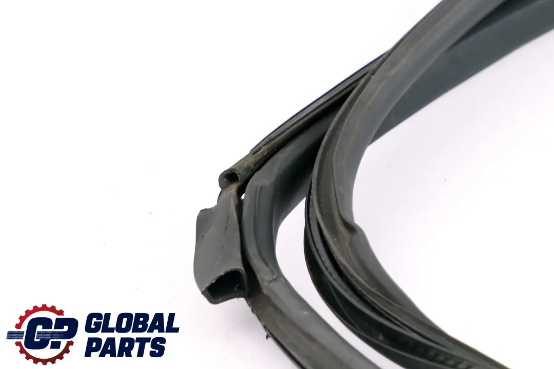 Guarnizione Porta Anteriore Sinistra per Mini Cooper One Clubman R55 con numero di parte 7167217 Mini Cooper One Clubman R55 Guarnizione Porta Anteriore Sinistra - SKU 7167217 - Numero di parte 7167217