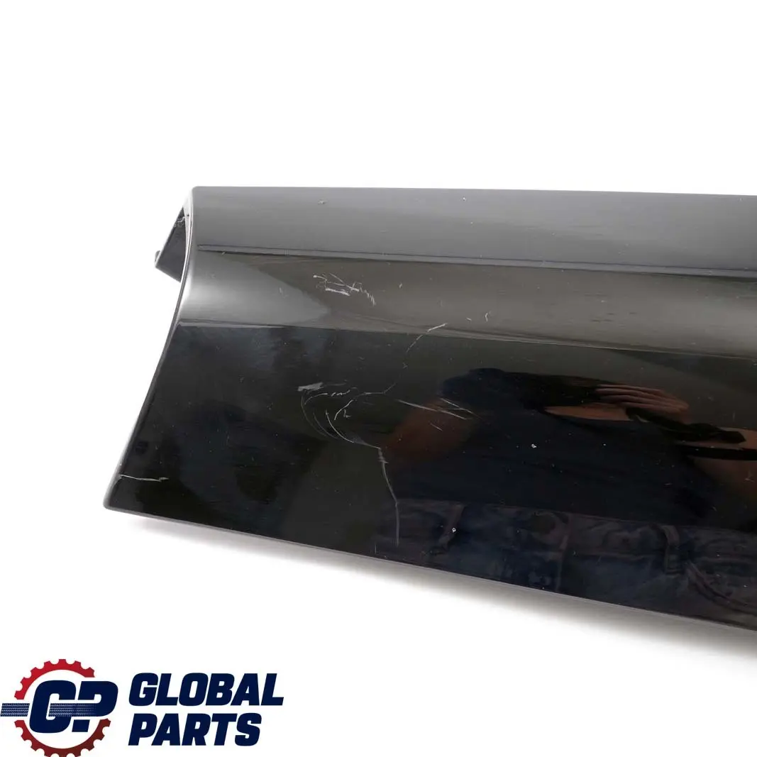 Embellecedor Columna Trasera C Izquierdo Negro para Mini Clubman R55 con número de pieza 7167227 Mini Clubman R55 Embellecedor Columna Trasera C Izquierdo Negro - SKU 7167227-1 - Número de pieza 7167227