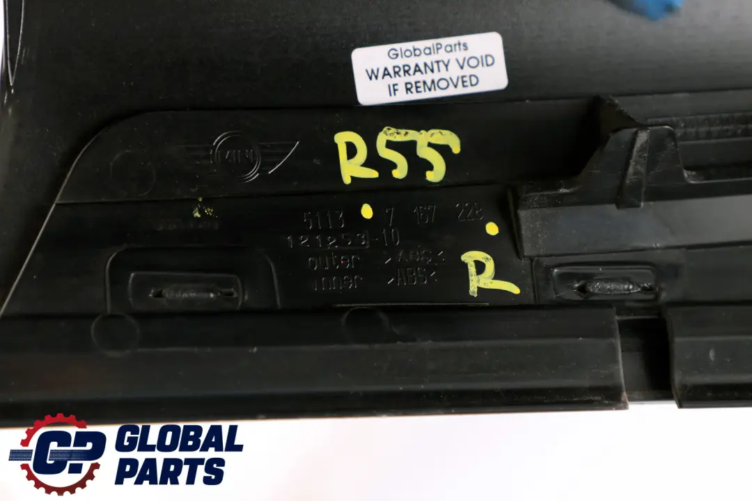 Apertura C Pilastro Destro Nero per Mini Clubman R55 LCI con numero di parte 7167228 Mini Clubman R55 LCI Apertura C Pilastro Destro Nero - SKU 7167228 - Numero di parte 7167228