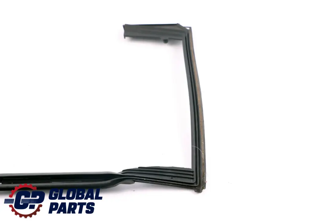Mini Clubman R55 LCI Conditionnement B1-S?ule Arriere Droite - SKU 7167232 - Numéro de pièce 7167232