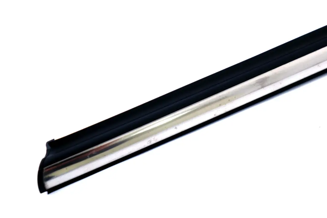 *Mini Cooper Clubman R55 R55N LCI Einsatz Zierleiste Clubdoor für mit Teilenummer 7167240 *Mini Cooper Clubman R55 R55N LCI Einsatz Zierleiste Clubdoor - SKU 7167240 - Teilenummer 7167240