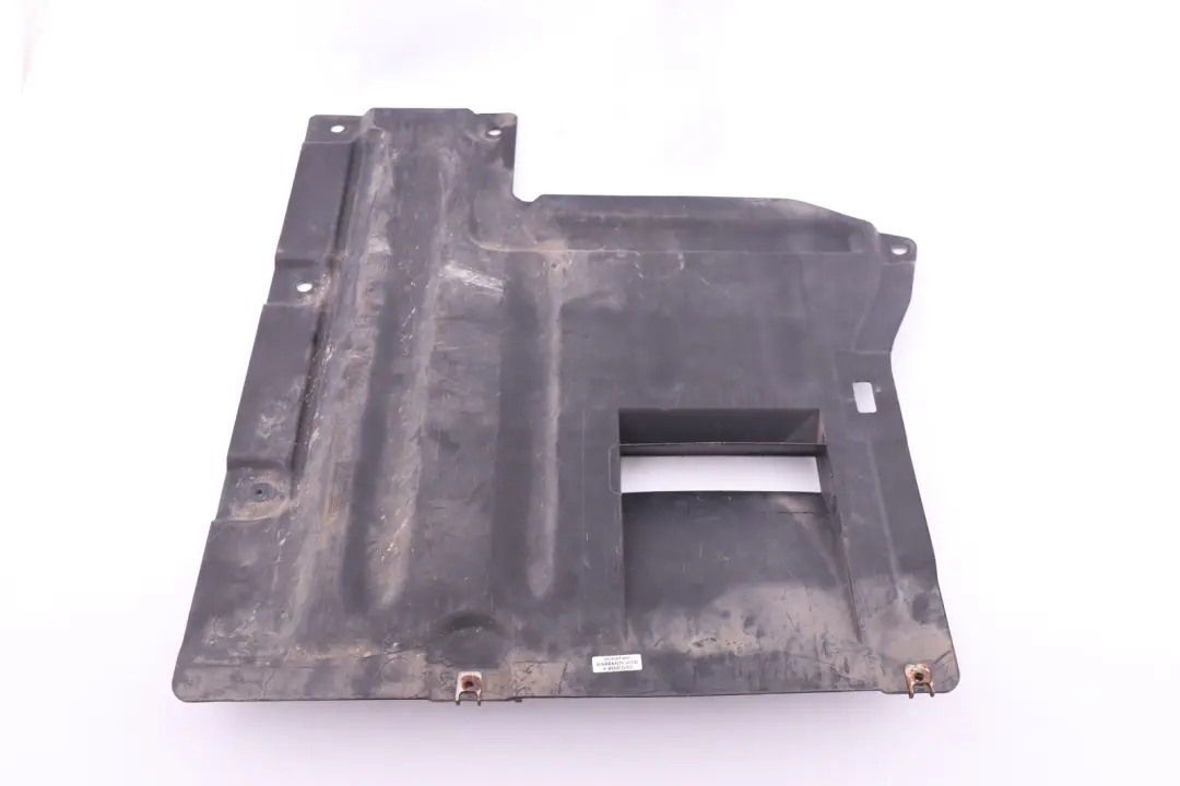 Centro De revestimiento del suelo para BMW E81 E87N E90 E91 E92 E93 LCI con número de pieza 7167421 BMW E81 E87N E90 E91 E92 E93 LCI Centro De revestimiento del suelo - SKU 7167421-2 - Número de pieza 7167421