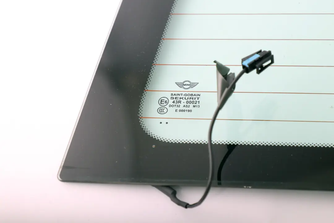 Szyba Klapy Drzwi Lewy Tył AS2 do Mini Clubman R55 o numerze 7167453 Mini Clubman R55 Szyba Klapy Drzwi Lewy Tył AS2 - SKU 7167453 - Numer Części 7167453