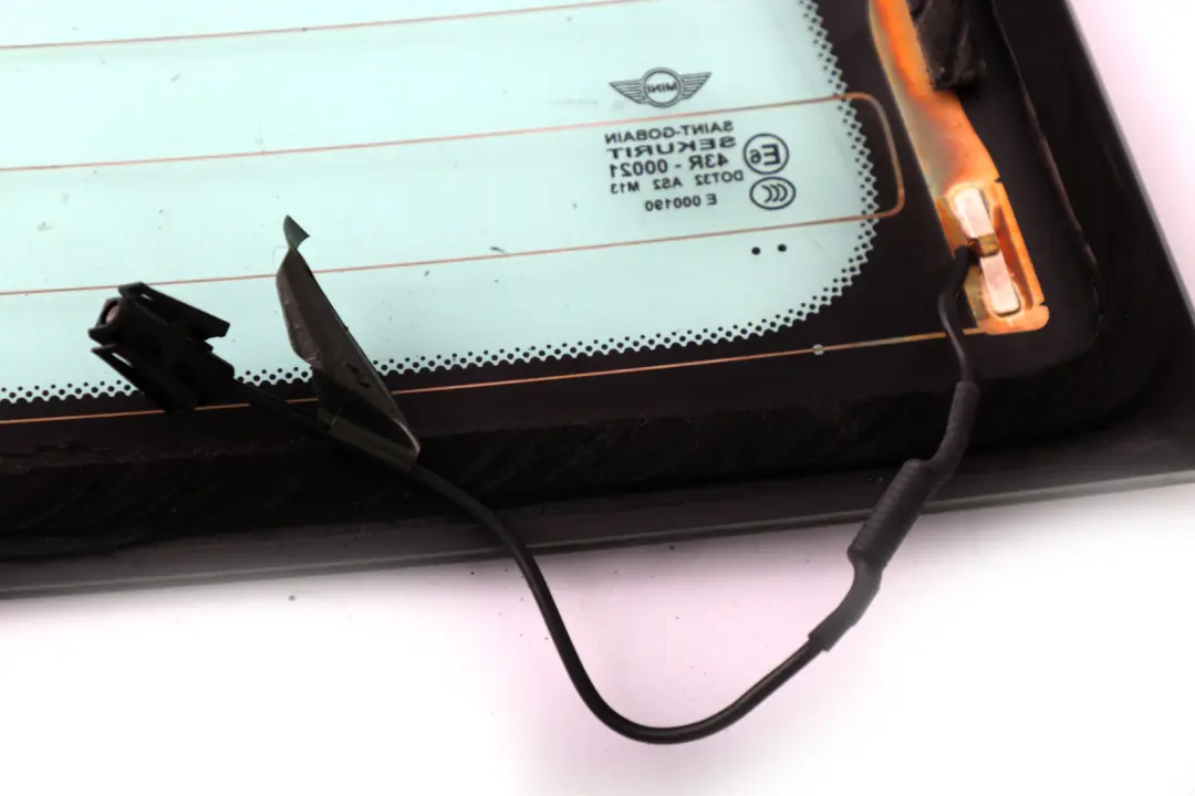Mini Clubman R55 R55N LCI Lunette Arriere Vert Arriere Gauche AS2 - SKU 7167453 - Numéro de pièce 7167453