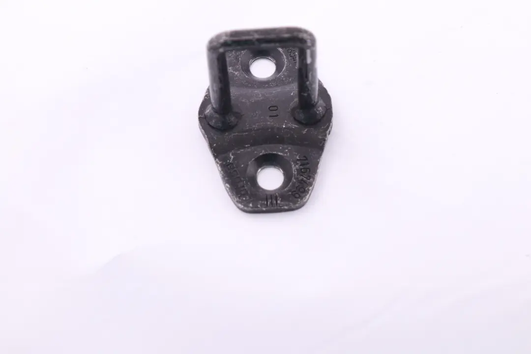 Mini Clubman R55 Gâche Inférieure De Porte Arrière Fractionnée - SKU 7167499 - Numéro de pièce 7167499