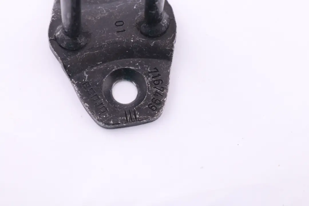 Gâche Inférieure De Porte Arrière Fractionnée pour Mini Clubman R55 à propos du numéro de pièce 7167499 Mini Clubman R55 Gâche Inférieure De Porte Arrière Fractionnée - SKU 7167499 - Numéro de pièce 7167499