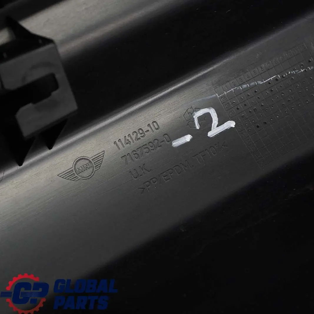 Listwa progowa prawa próg Hampton do MINI Clubman R55 o numerze 7167592 MINI Clubman R55 Listwa progowa prawa próg Hampton - SKU 7167592-2 - Numer Części 7167592