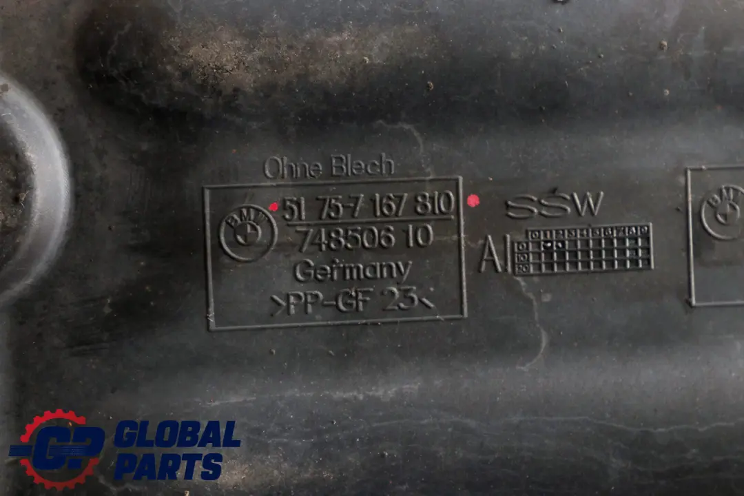 Protezione Sottoscocca Pannello Centro per BMW E81 E87N E90 E91 E92 E93 LCI con numero di parte 7167810 BMW E81 E87N E90 E91 E92 E93 LCI Protezione Sottoscocca Pannello Centro - SKU 7167810 - Numero di parte 7167810