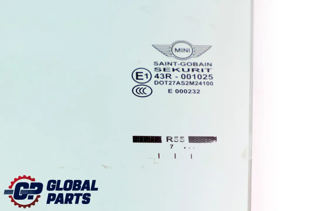 Glace latérale verte Glace de porte avant gauche AS2 pour Mini Clubman R55 à propos du numéro de pièce 7168063 Mini Clubman R55 Glace latérale verte Glace de porte avant gauche AS2 - SKU 7168063 - Numéro de pièce 7168063