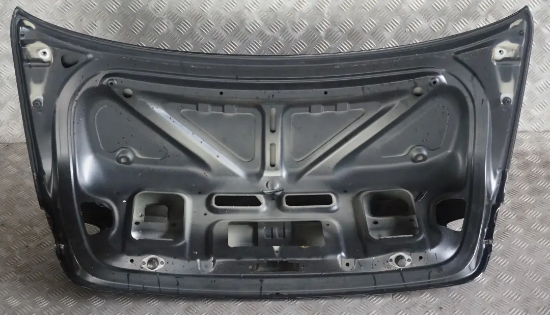 Coupé Tailgate Boot Lid Rear Lid Black Sapphire Metallic 475 to BMW 3 Series 3 E92 with Part number 7168515 BMW 3 Series 3 E92 Coupé Tailgate Boot Lid Rear Lid Black Sapphire Metallic 475 - SKU 7168515-BS3 - Part number 7168515