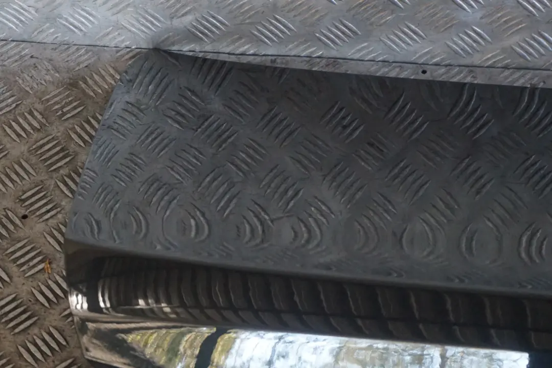 Coupé Tailgate Boot Lid Rear Lid Black Sapphire Metallic to BMW 3 Series 4 E92 with Part number 7168515 BMW 3 Series 4 E92 Coupé Tailgate Boot Lid Rear Lid Black Sapphire Metallic - SKU 7168515-BS4 - Part number 7168515