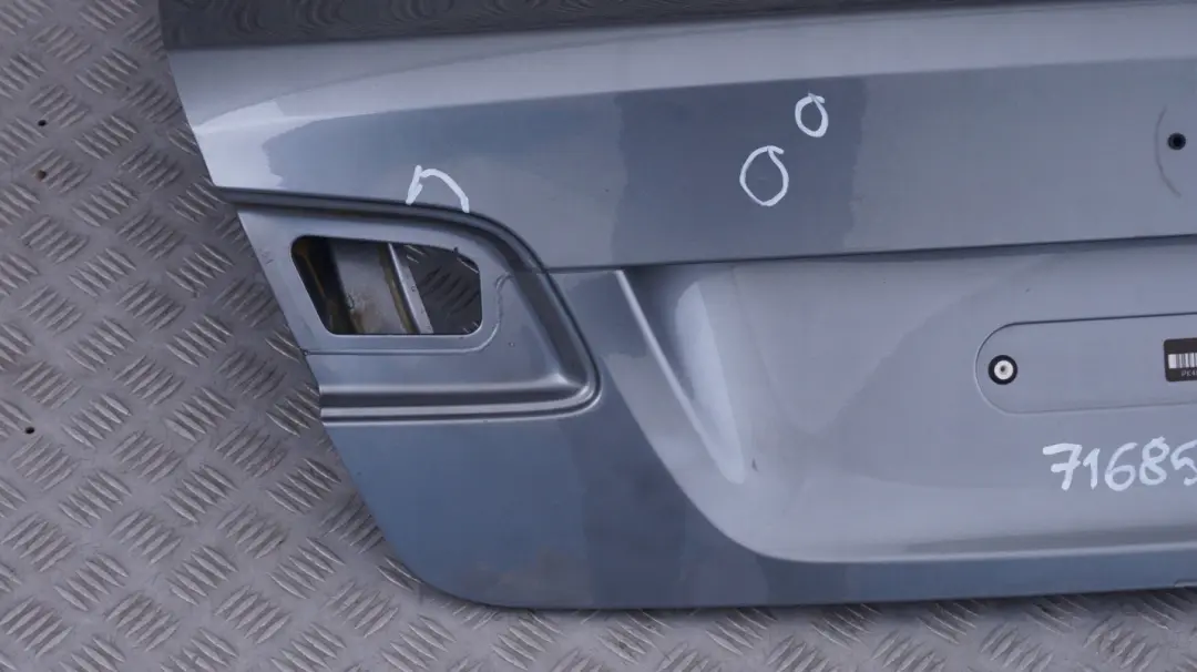 Klapa tylna tył bagażnika spacegrau do BMW E92 o numerze 7168515 BMW E92 Klapa tylna tył bagażnika spacegrau - SKU 7168515-SCG2 - Numer Części 7168515