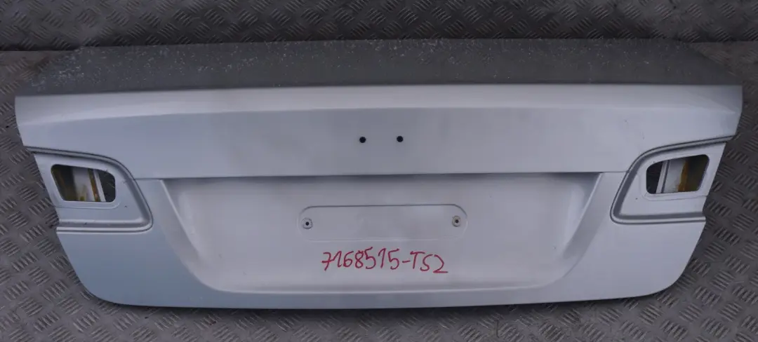 Coupé Tailgate Boot Lid Rear Lid Titansilber Titan Silver to BMW 3 Series 2 E92 with Part number 7168515 BMW 3 Series 2 E92 Coupé Tailgate Boot Lid Rear Lid Titansilber Titan Silver - SKU 7168515-TS2 - Part number 7168515