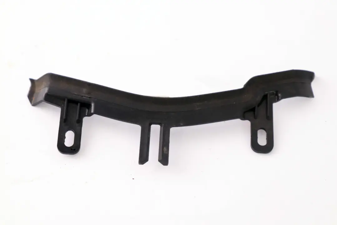 BMW 1 Series E88 Abdeckung mit Oberer Klappe Links N/S - SKU 7168617 - Teilenummer 7168617