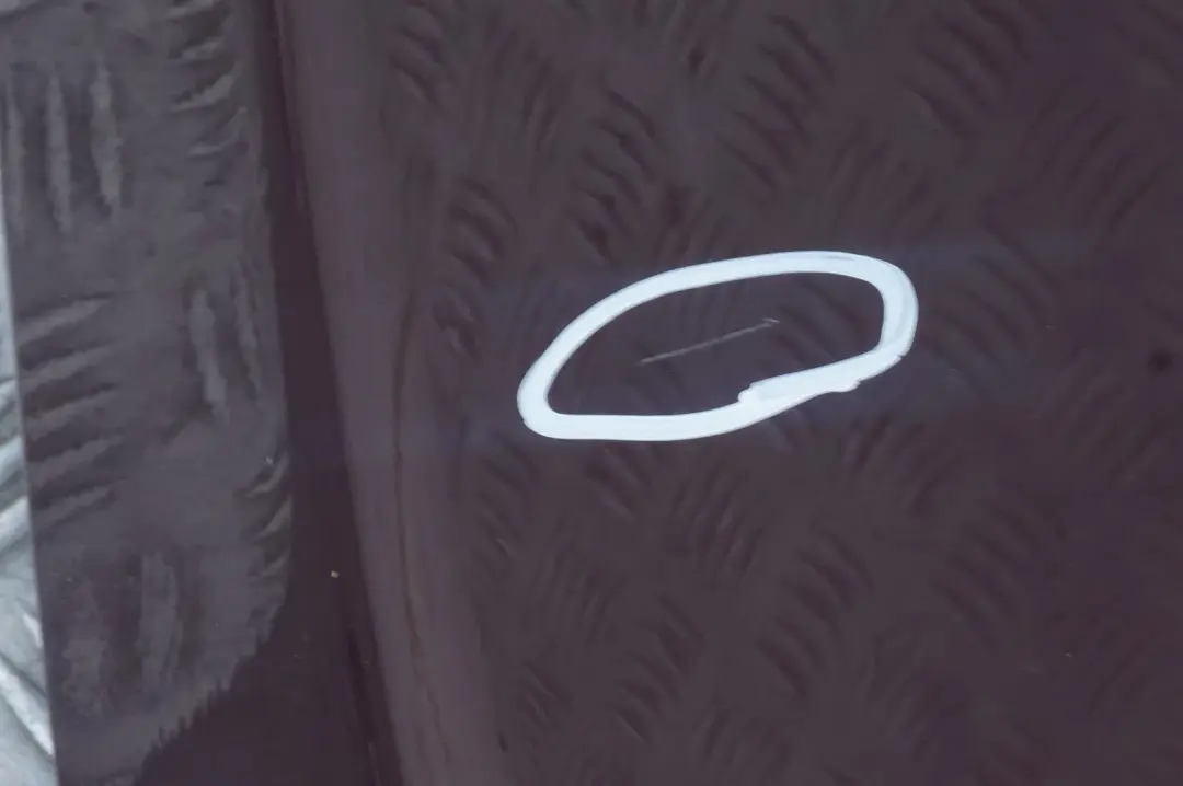 Klapa pokrywa bagażnika Barberarot do BMW E60 LCI o numerze 7168761 BMW E60 LCI Klapa pokrywa bagażnika Barberarot - SKU 7168761-BAR - Numer Części 7168761