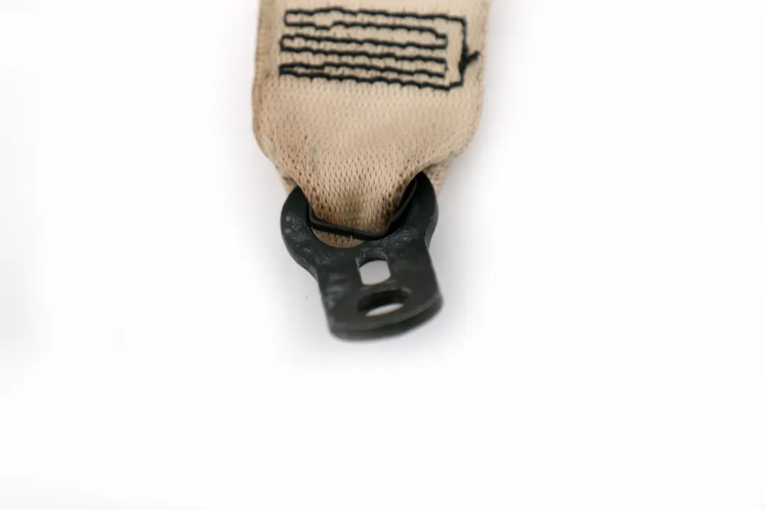 BMW E93 LCI Upper Belt Rear Left N/S Cremebeige - SKU 7169945 - Part number 7169945
