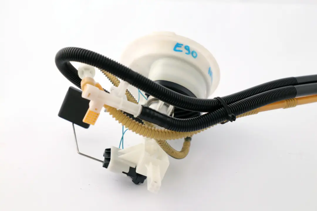 Filtro Combustible Regulador BMW E87 E90 E91 N45 N46 En El Tanque Sender para con número de pieza 6763851 Filtro Combustible Regulador BMW E87 E90 E91 N45 N46 En El Tanque Sender - SKU 7170090 - Número de pieza 6763851