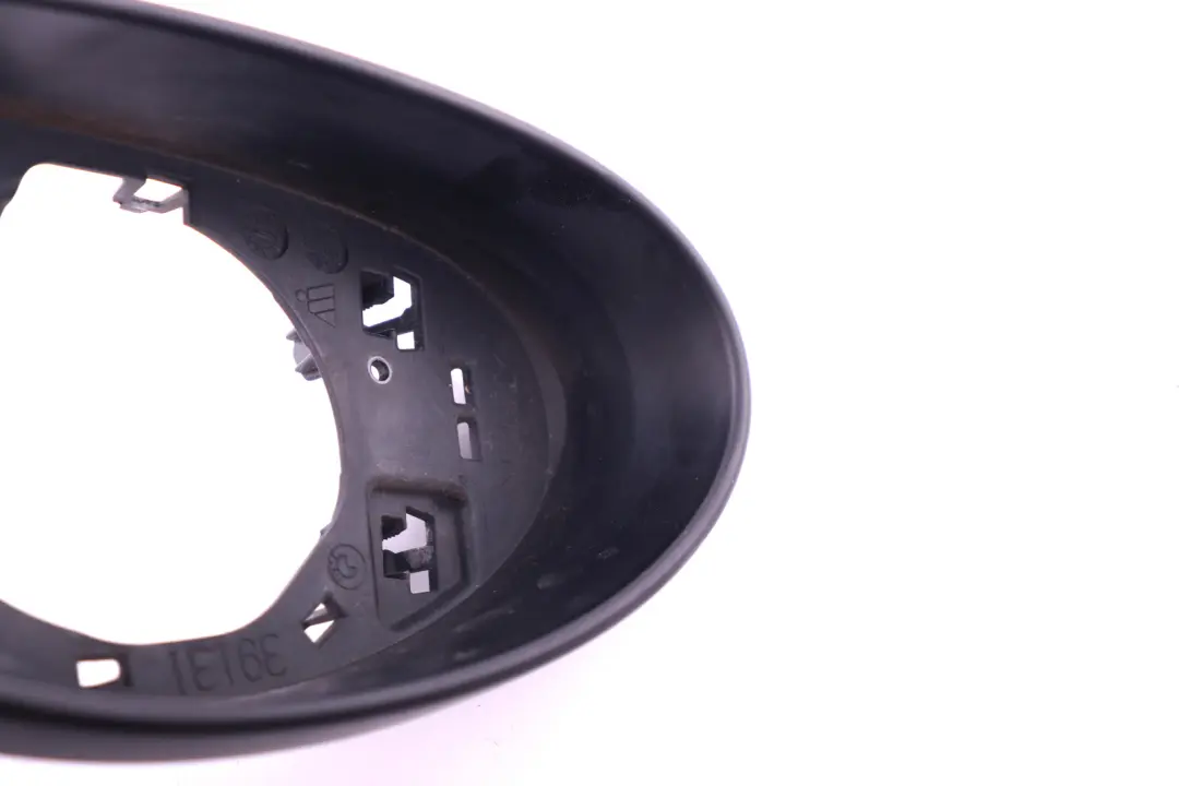 Osłona Obudowa Ramka Lusterka Lewa do BMW E90 E91 E92 E93 o numerze 7170563 BMW E90 E91 E92 E93 Osłona Obudowa Ramka Lusterka Lewa - SKU 7170563 - Numer Części 7170563