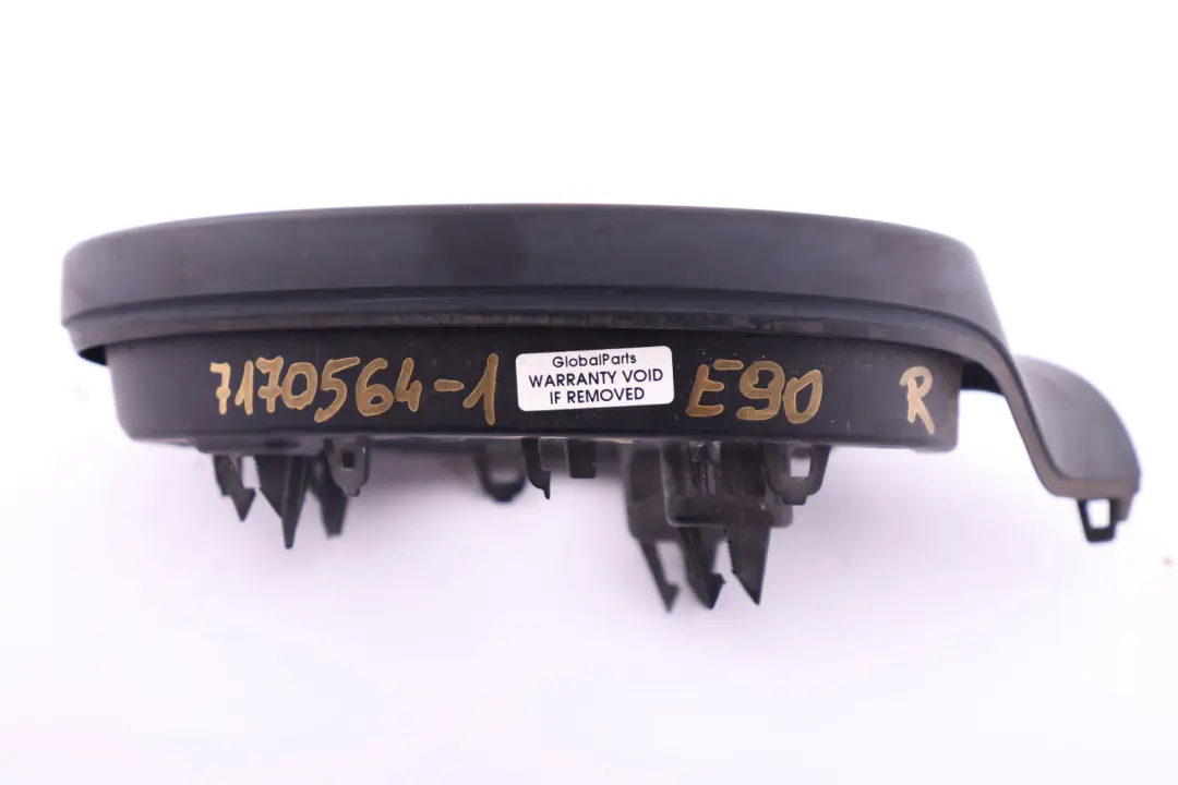 Osłona obudowa lusterka prawa do BMW E90 E91 E92 E93 o numerze 7170564 BMW E90 E91 E92 E93 Osłona obudowa lusterka prawa - SKU 7170564-1 - Numer Części 7170564