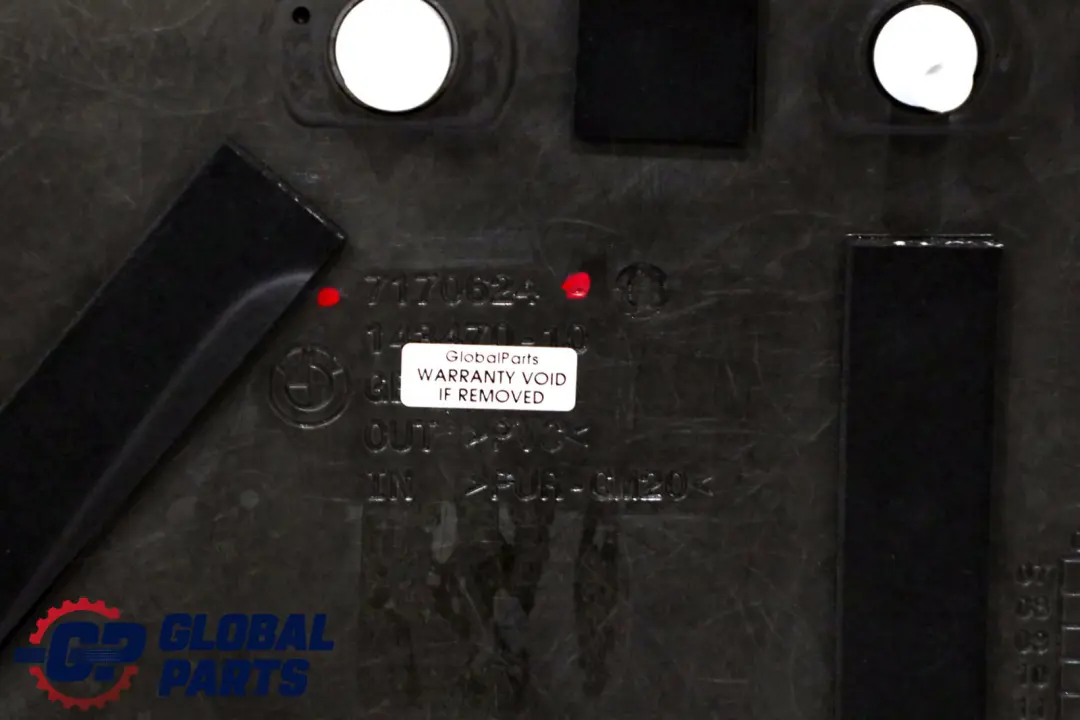 Embellecedor tapa compartimento capota plegableBMW E88 Cabrio para con número de pieza 7170624 Embellecedor tapa compartimento capota plegableBMW E88 Cabrio - SKU 7170624 - Número de pieza 7170624