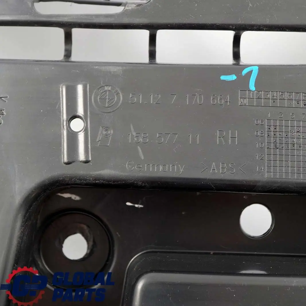 Mocowanie ślizg zderzaka prawy tył do BMW E82 E88 o numerze 7170664 BMW E82 E88 Mocowanie ślizg zderzaka prawy tył - SKU 7170664-1 - Numer Części 7170664