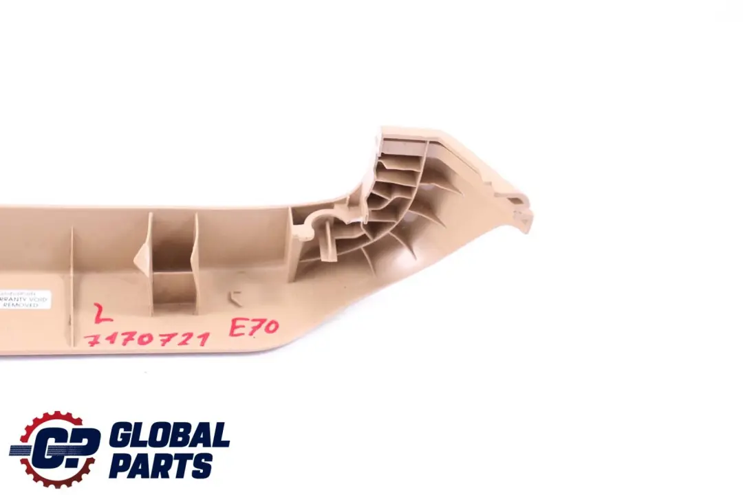 Blende Oberschiene Aussen Links Beige 8345004 für BMW X5 X6 er E70 E71 mit Teilenummer 7170721 BMW X5 X6 er E70 E71 Blende Oberschiene Aussen Links Beige 8345004 - SKU 7170721 - Teilenummer 7170721