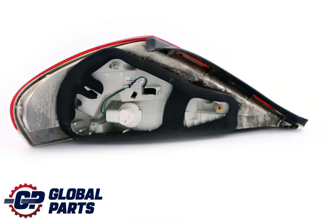 BMW E63 E64 Lampe d'éclairage du couvercle de coffre hayon arrière droit - SKU 7170976 - Numéro de pièce 7170976