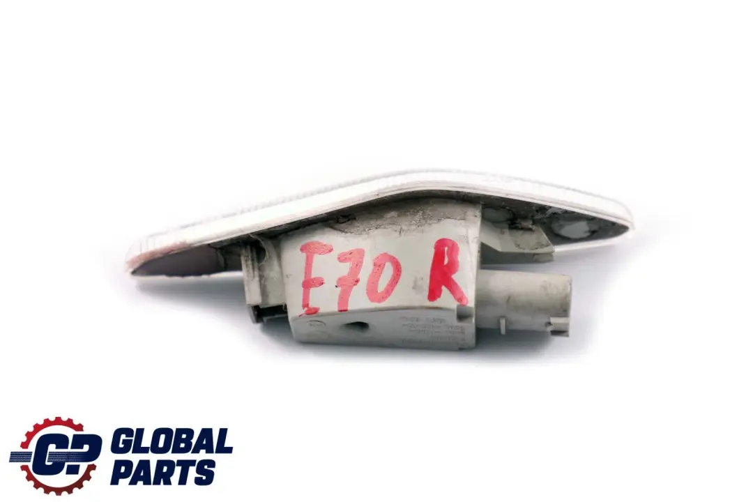 Luz intermitente adicional derecha para BMW Serie X5 X6 E70 E71 con número de pieza 7171008 BMW Serie X5 X6 E70 E71 Luz intermitente adicional derecha - SKU 7171008 - Número de pieza 7171008