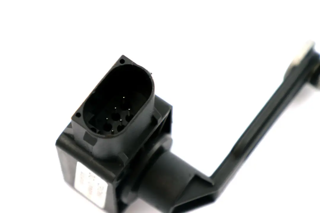 Czujnik Poziomu Poziomowania Świateł do BMW E65 E66 o numerze 7171085 BMW E65 E66 Czujnik Poziomu Poziomowania Świateł - SKU 7171085 - Numer Części 7171085
