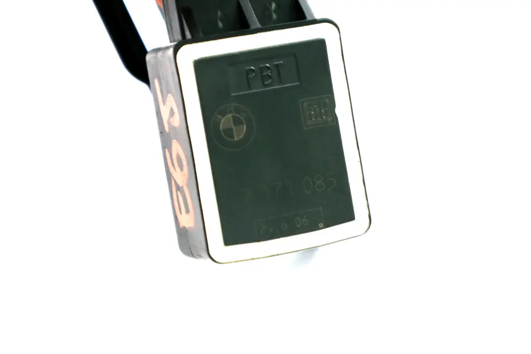 Czujnik Poziomu Poziomowania Świateł do BMW E65 E66 o numerze 7171085 BMW E65 E66 Czujnik Poziomu Poziomowania Świateł - SKU 7171085 - Numer Części 7171085