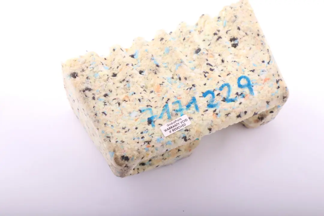 Izolacja Wygłuszenie Dach do BMW E93 o numerze 7171229 BMW E93 Izolacja Wygłuszenie Dach - SKU 7171229 - Numer Części 7171229