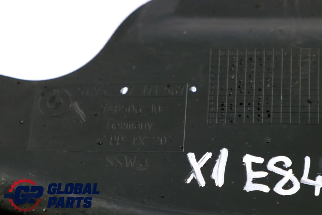 BMW E90 E91 E92 E84 Revestimiento Bajo Suelo Centro Trasero - SKU 7171567 - Número de pieza 7171567