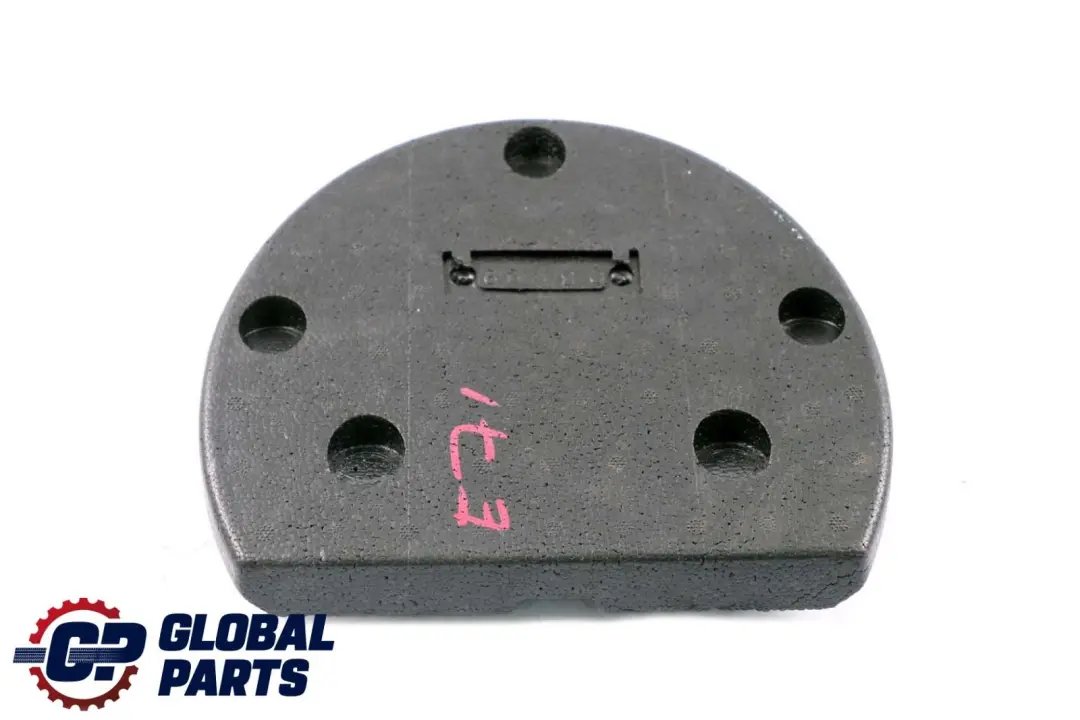 Panneau de garniture de siège arrière en polystyrène noir pour BMW X6 E71 à propos du numéro de pièce 7171884 BMW X6 E71 Panneau de garniture de siège arrière en polystyrène noir - SKU 7171884 - Numéro de pièce 7171884