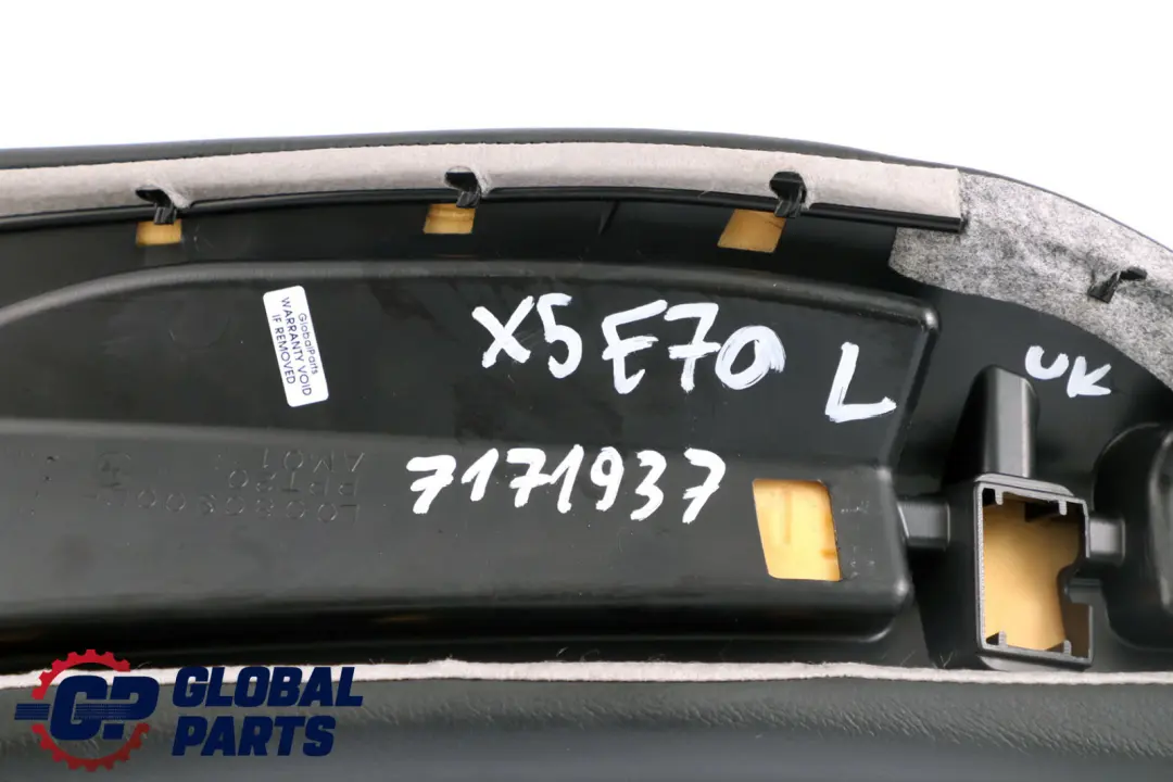 Siège Arrière Latéral Gauche N/S Finisher Trim Panel Cuir Noir pour BMW X5 E70 à propos du numéro de pièce 7171937 BMW X5 E70 Siège Arrière Latéral Gauche N/S Finisher Trim Panel Cuir Noir - SKU 7171937 - Numéro de pièce 7171937