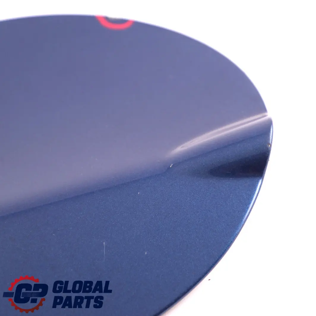 Einfüllklappe Le Mans Blau Metallic 381 5117 für BMW 1 er E81 mit Teilenummer 7172083 BMW 1 er E81 Einfüllklappe Le Mans Blau Metallic 381 5117 - SKU 7172083-LMB - Teilenummer 7172083