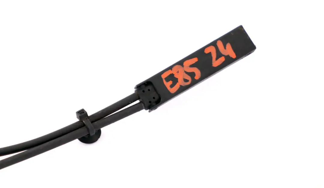 Otwieracz Cięgno Maski Bowdena do BMW Z4 E85 E86 o numerze 7172089 BMW Z4 E85 E86 Otwieracz Cięgno Maski Bowdena - SKU 7172089 - Numer Części 7172089