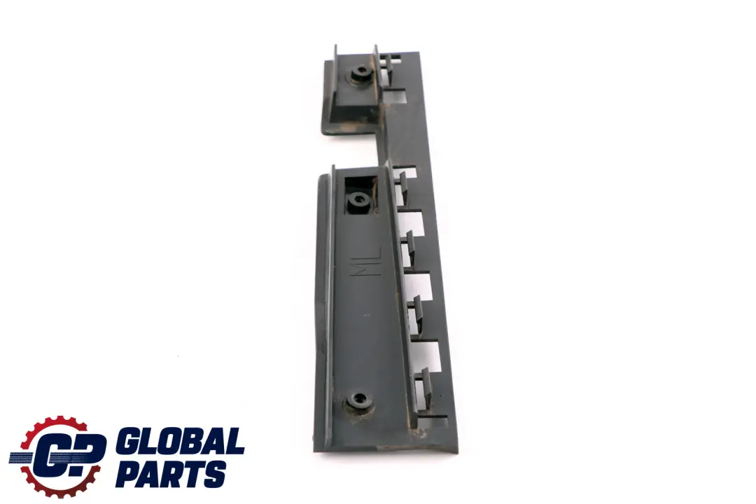 BMW 1 er E87N Halteleiste Haltestreifen B Säule links 5111 - SKU 7174399 - Teilenummer 7174399