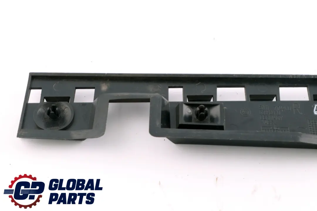 Retaining Strip B-pillar Right O/S to BMW 1 Series E87N E87 LCI with Part number 7174400 BMW 1 Series E87N E87 LCI Retaining Strip B-pillar Right O/S - SKU 7174400 - Part number 7174400