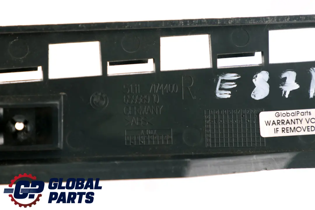 BAR Holding Haltestreifen B Colonna Destra 5111 per BMW E87N con numero di parte 7174400 BMW E87N BAR Holding Haltestreifen B Colonna Destra 5111 - SKU 7174400 - Numero di parte 7174400