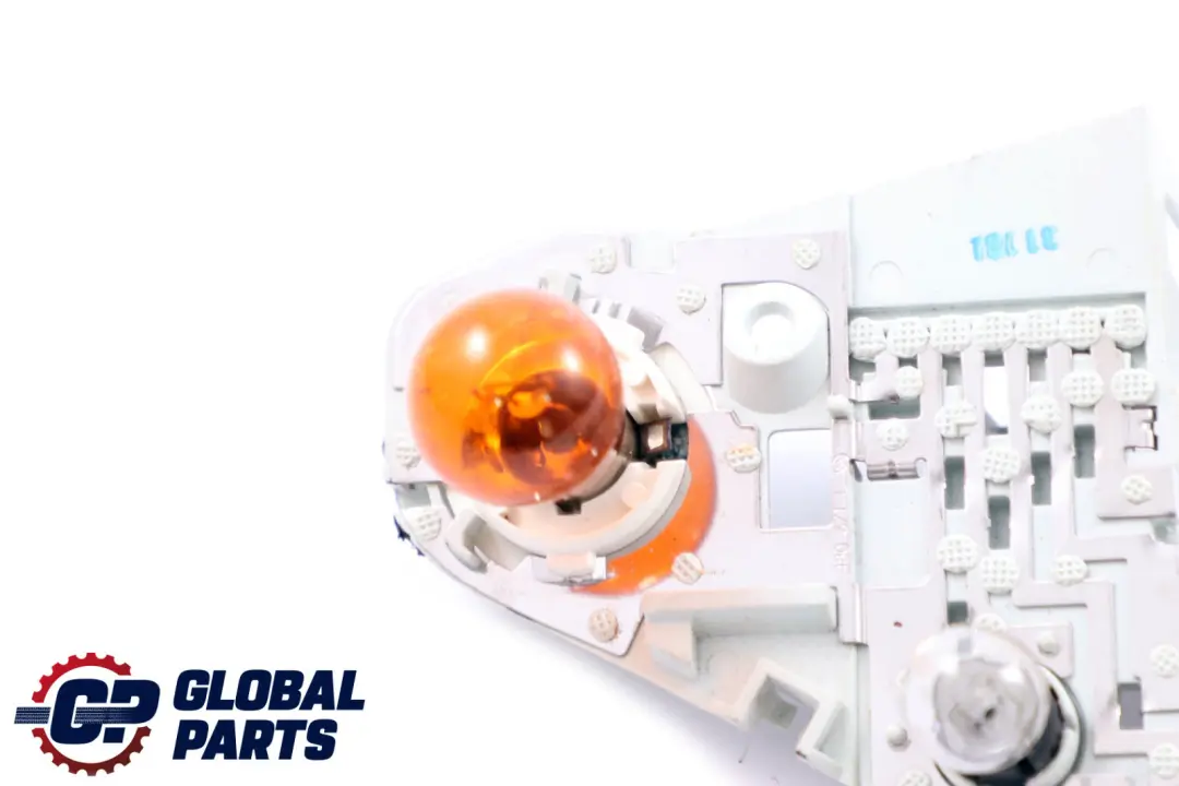 Side Panel Light Lamp Bulb Holder Socket Rear Left N/S White to BMW 3 Series E92 with Part number 7174407 BMW 3 Series E92 Side Panel Light Lamp Bulb Holder Socket Rear Left N/S White - SKU 7174407-1 - Part number 7174407